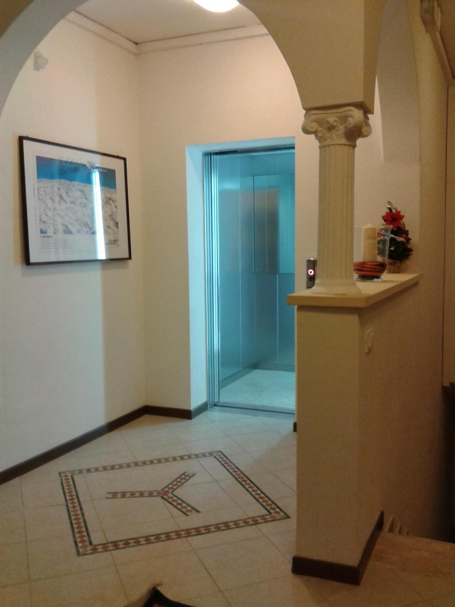 Hotel Bucaneve Моэна Экстерьер фото