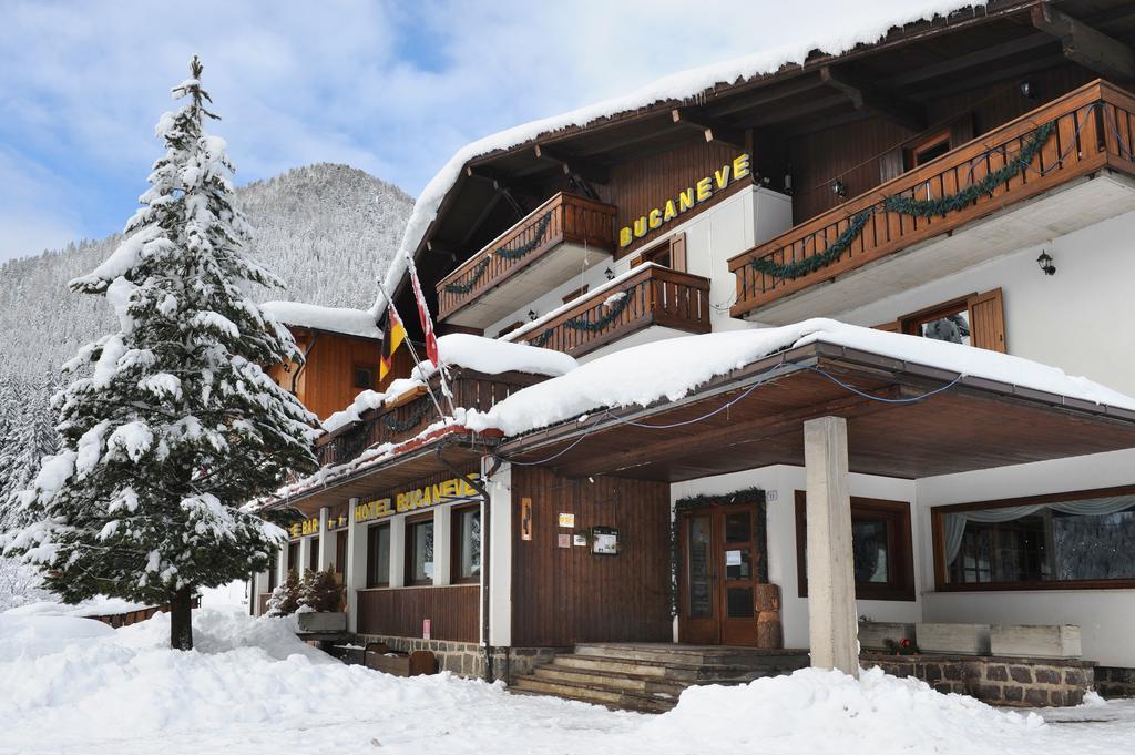 Hotel Bucaneve Моэна Экстерьер фото