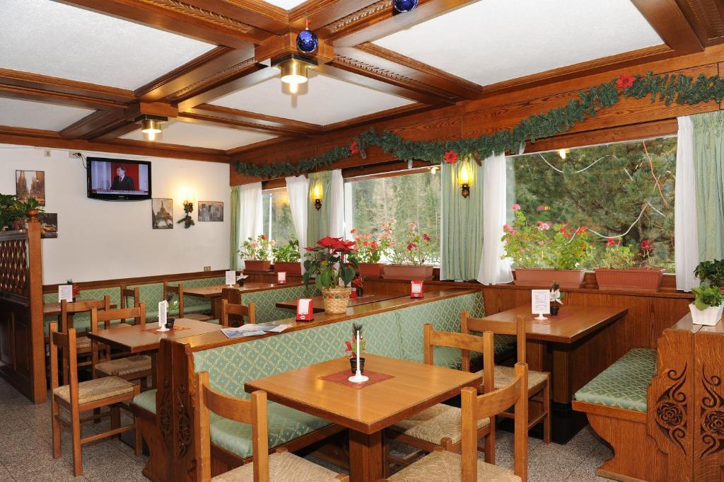Hotel Bucaneve Моэна Номер фото